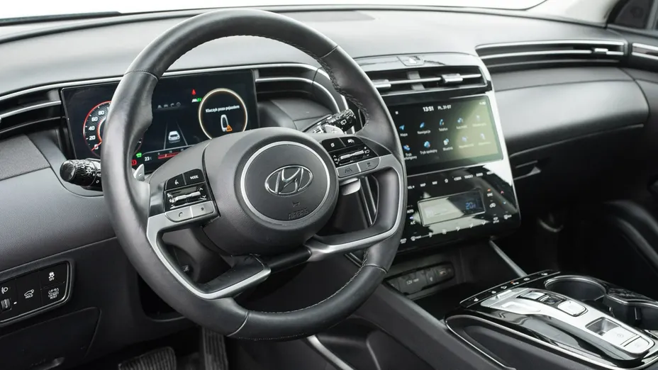 HYUNDAI Tucson -