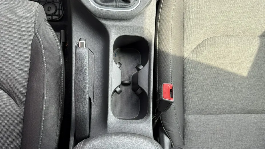 HYUNDAI i30 -
