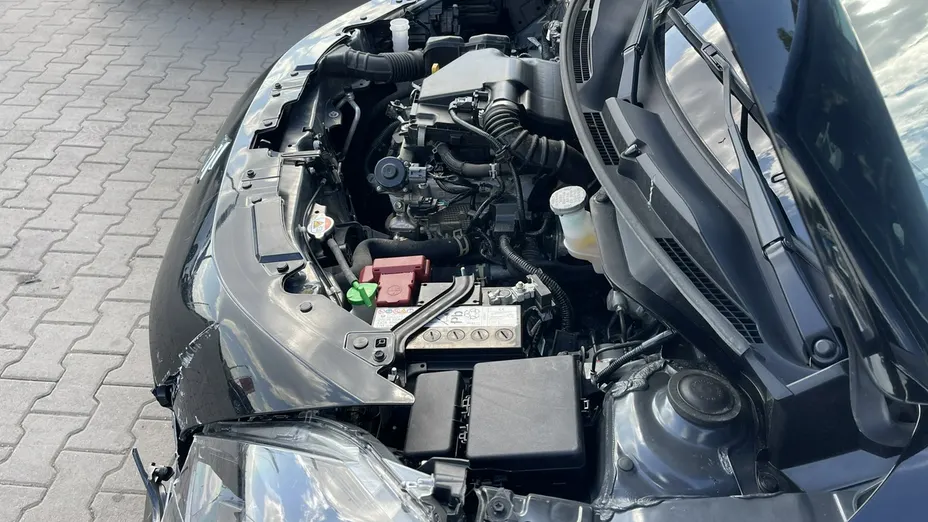 SUZUKI Swift -