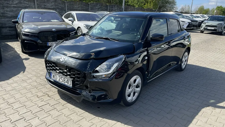 SUZUKI Swift -