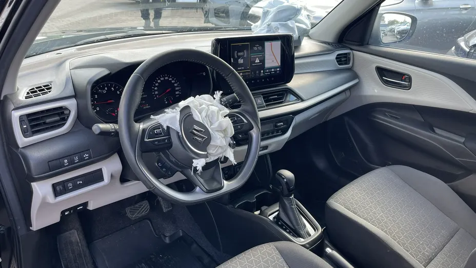 SUZUKI Swift -
