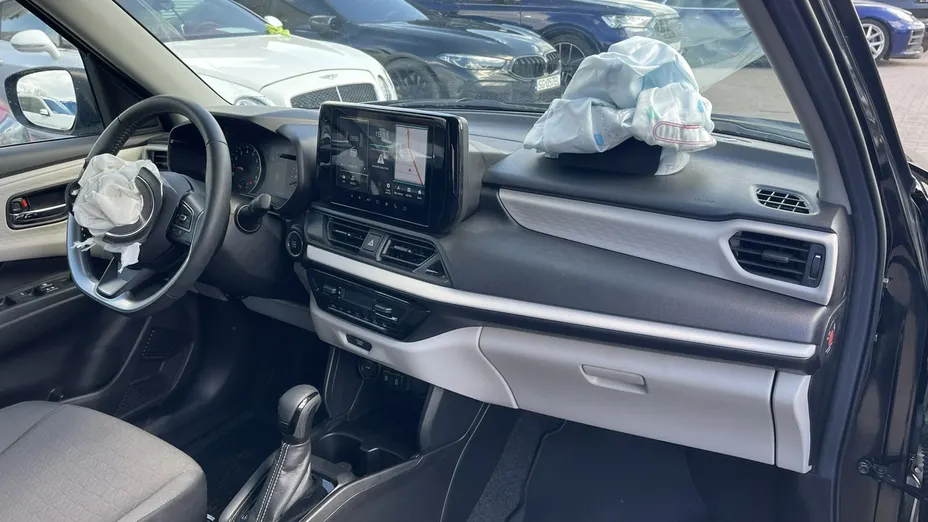 SUZUKI Swift -