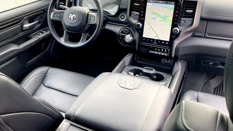 RAM 1500 -