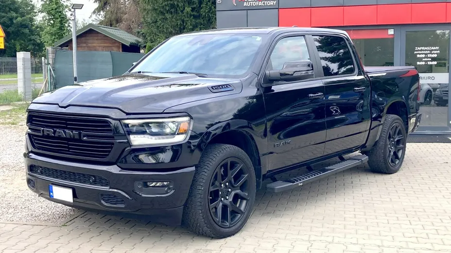 RAM 1500 -