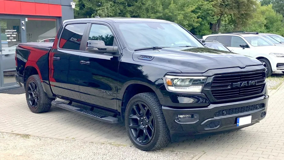 RAM 1500 -