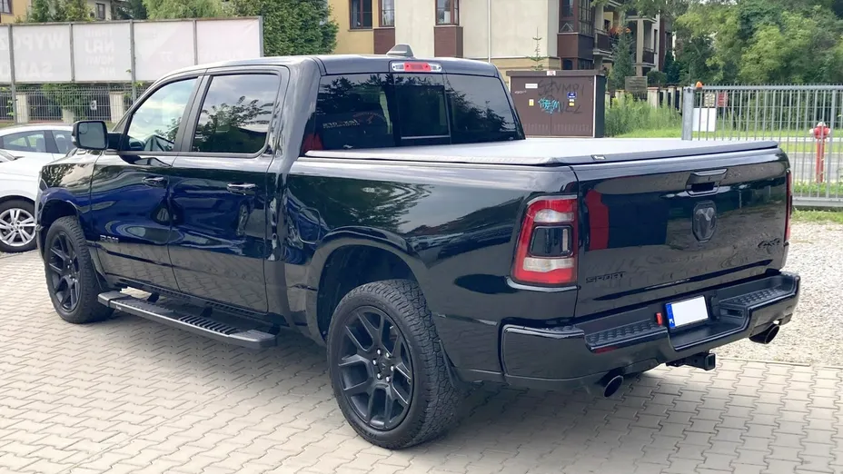 RAM 1500 -