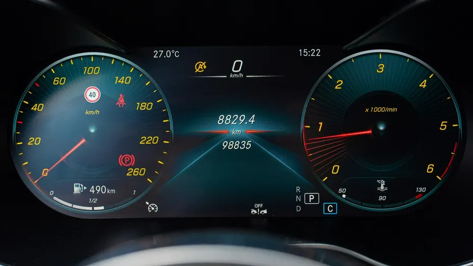 MERCEDES-BENZ GLC -