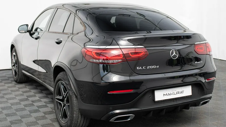 MERCEDES-BENZ GLC -