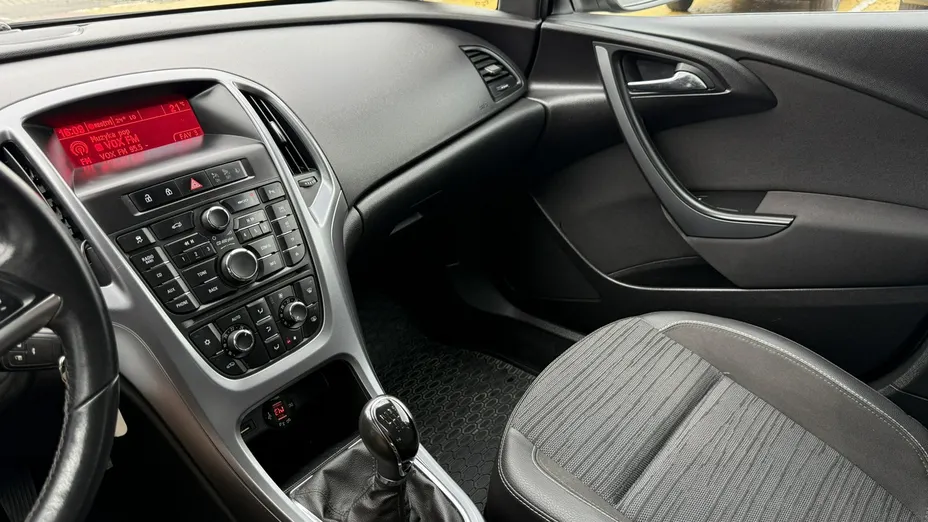 OPEL Astra -