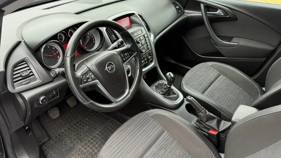 OPEL Astra -