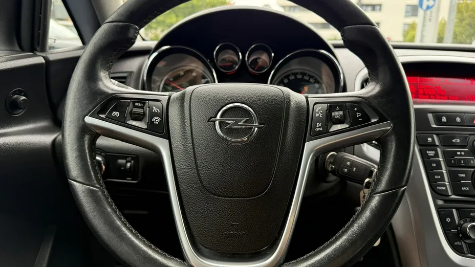 OPEL Astra -