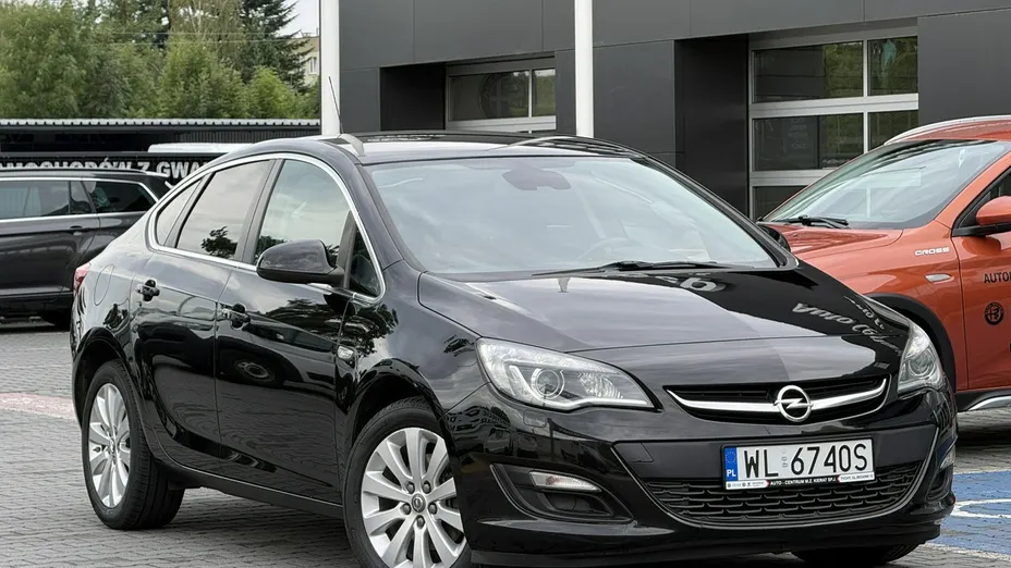 OPEL Astra -