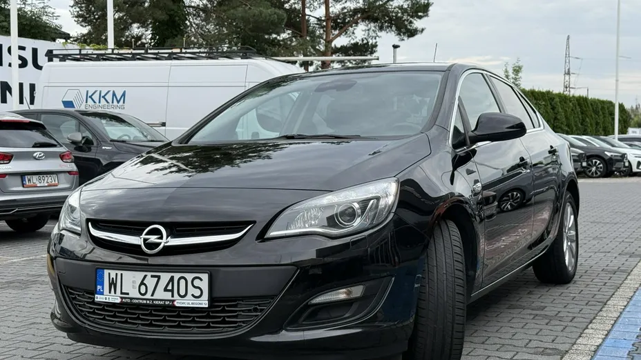 OPEL Astra -