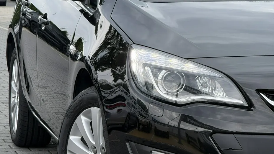 OPEL Astra -