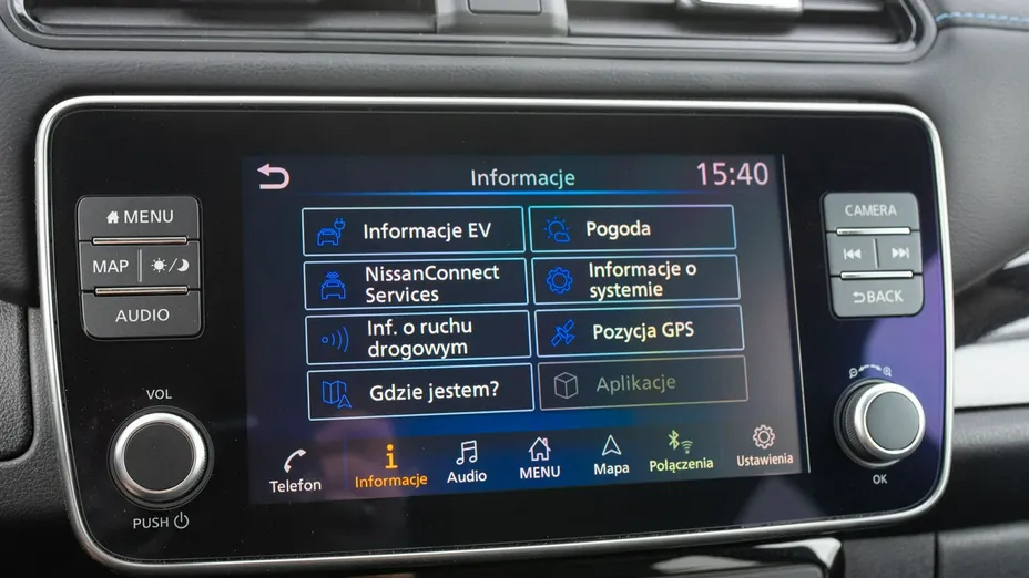 NISSAN Leaf -