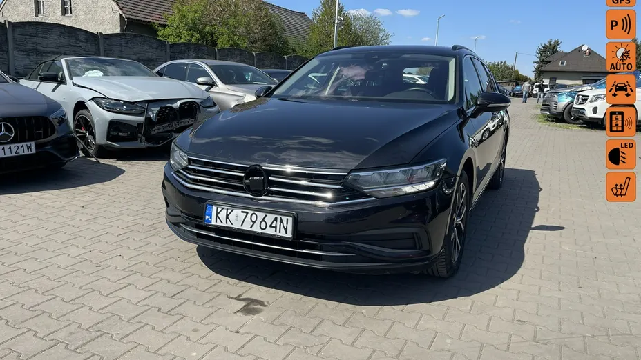 VOLKSWAGEN Passat -
