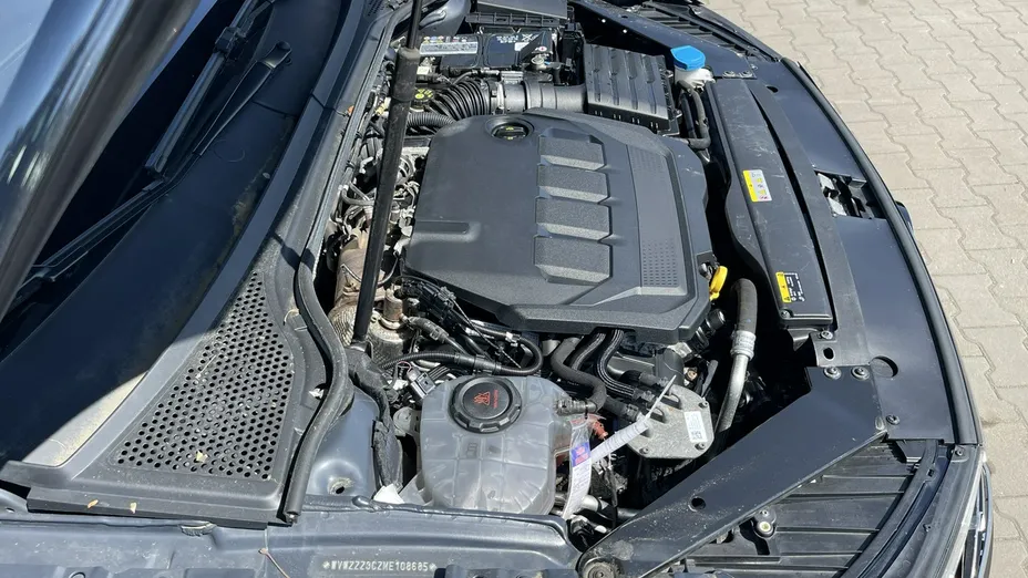 VOLKSWAGEN Passat -