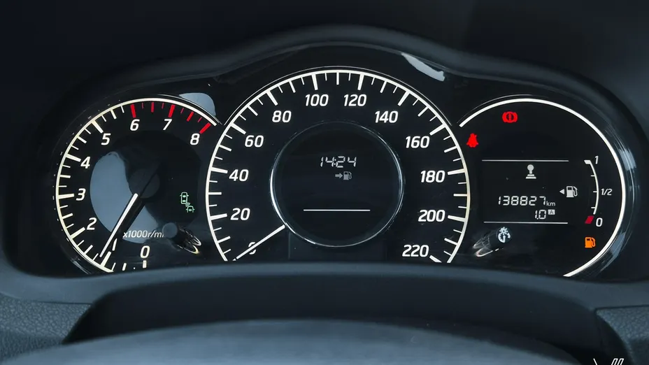 NISSAN Note -