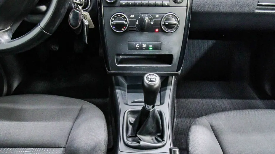 MERCEDES-BENZ A Klasa -