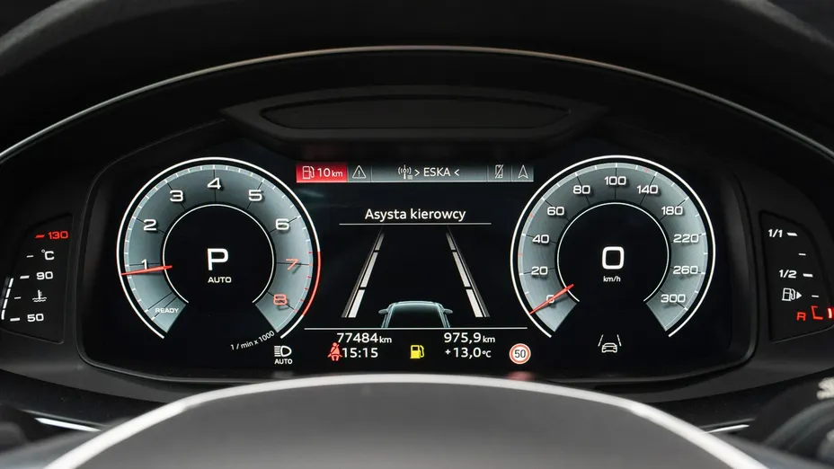 AUDI A6 -