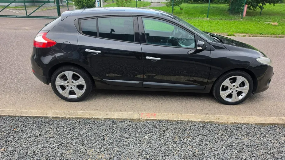 RENAULT Megane -