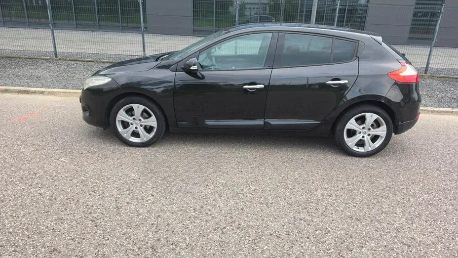 RENAULT Megane -