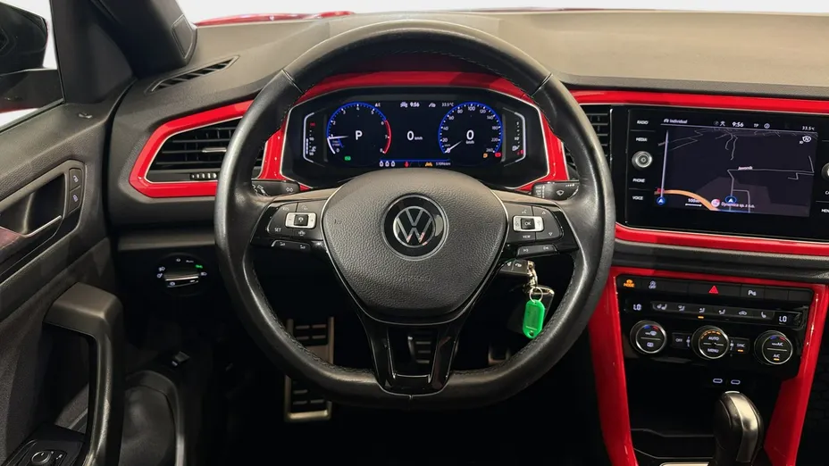 VOLKSWAGEN T-ROC -