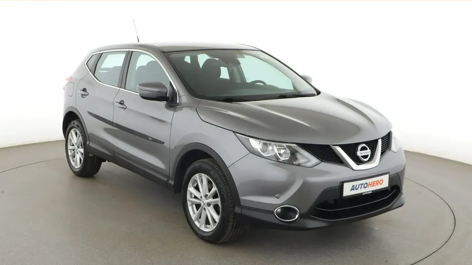 NISSAN Qashqai -