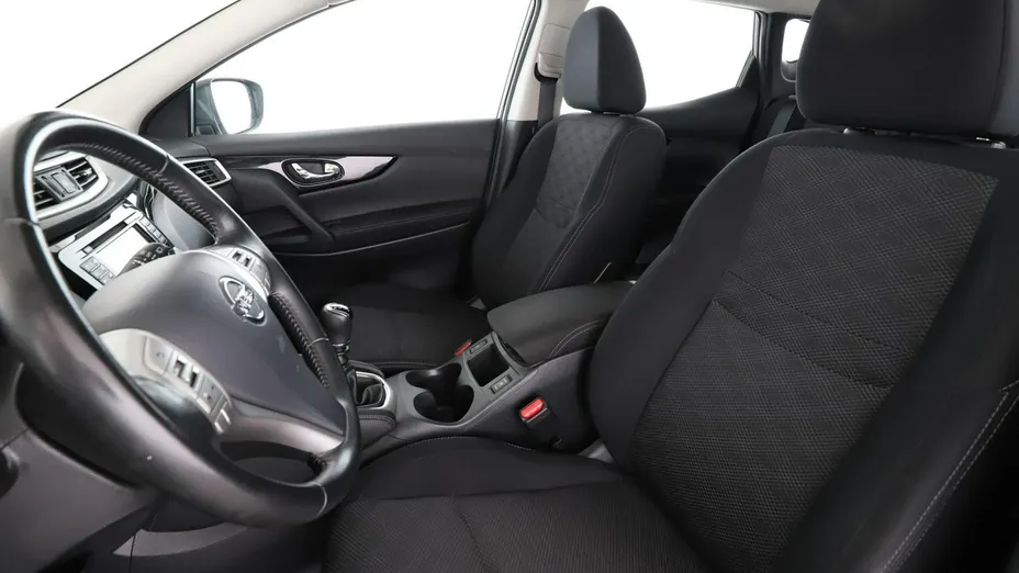 NISSAN Qashqai -