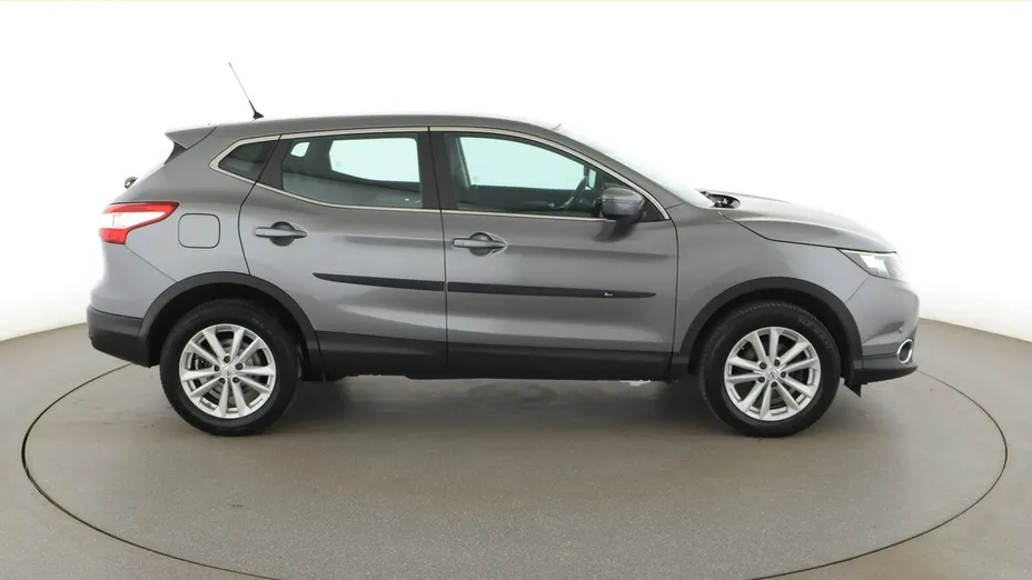 NISSAN Qashqai -
