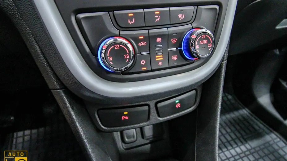 OPEL Mokka -