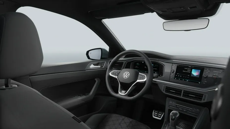 VOLKSWAGEN Polo -