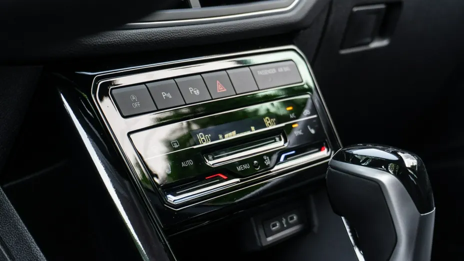 VOLKSWAGEN T-Cross -