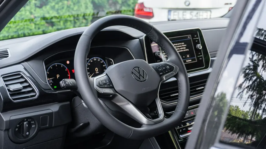 VOLKSWAGEN T-Cross -