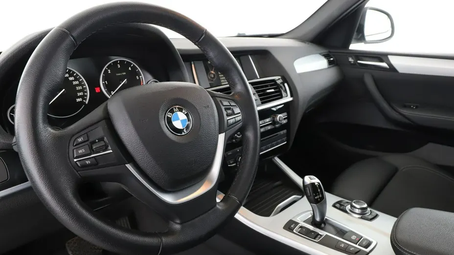 BMW X3 -
