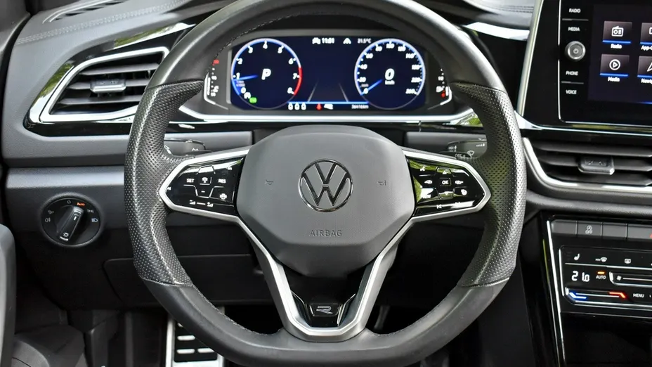 VOLKSWAGEN T-ROC -