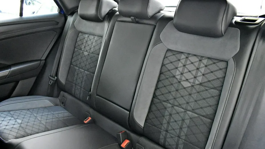 VOLKSWAGEN T-ROC -