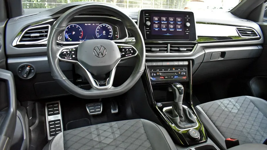 VOLKSWAGEN T-ROC -