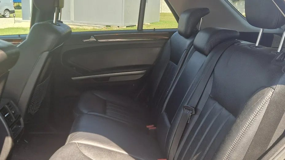 MERCEDES-BENZ ML -