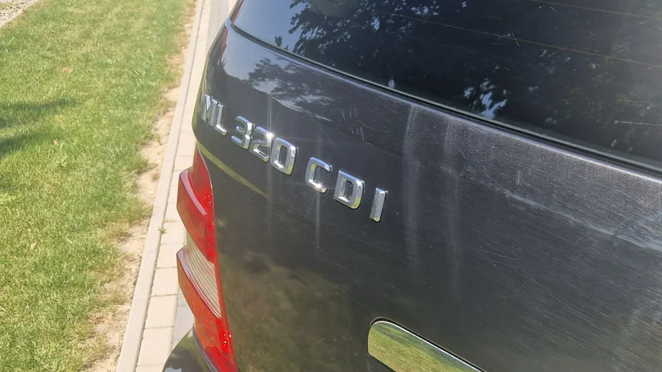 MERCEDES-BENZ ML -