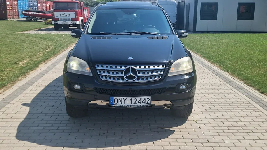 MERCEDES-BENZ ML -