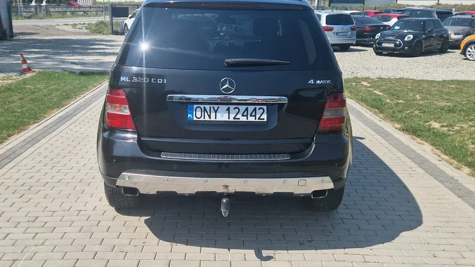 MERCEDES-BENZ ML -