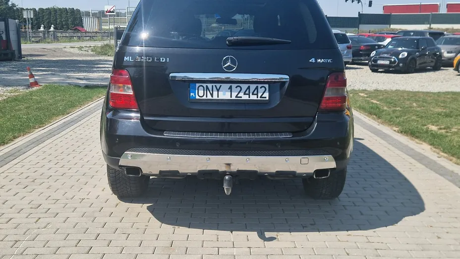 MERCEDES-BENZ ML -