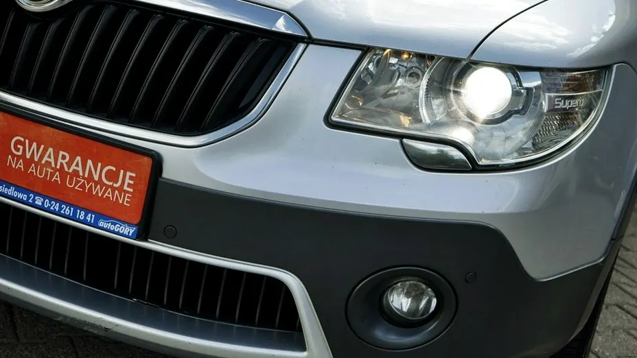SKODA Superb -