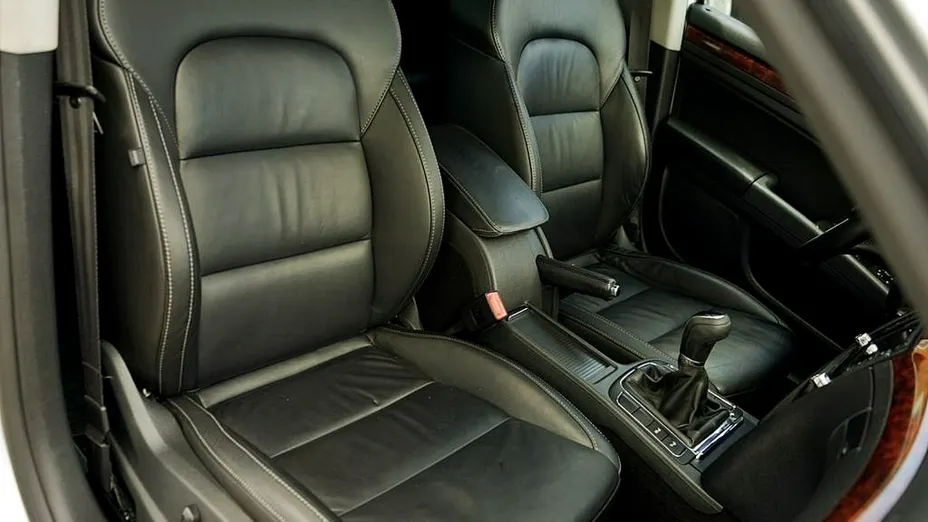 SKODA Superb -