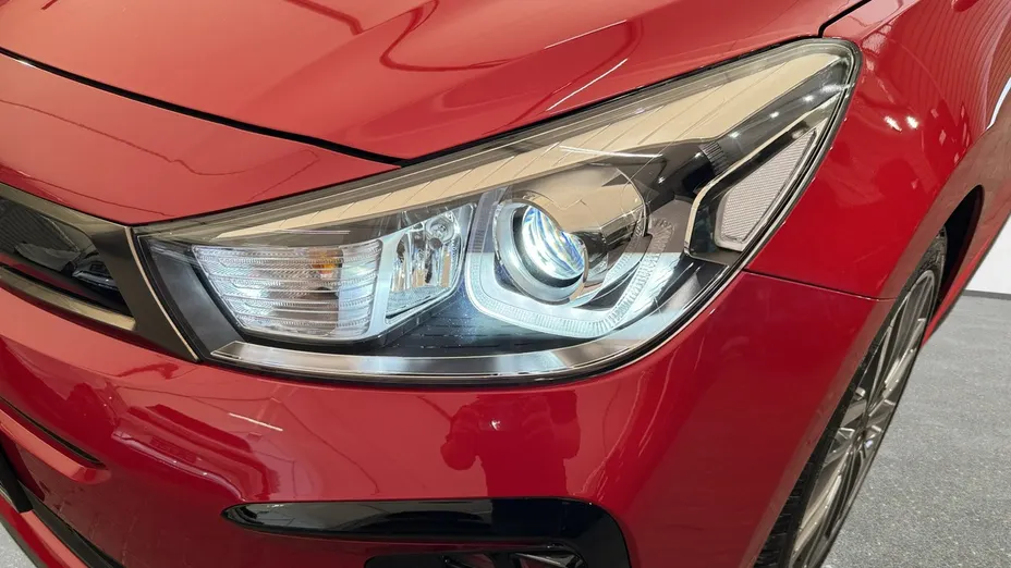 KIA Rio -