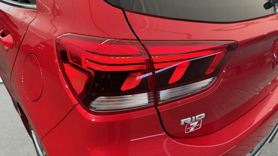 KIA Rio -