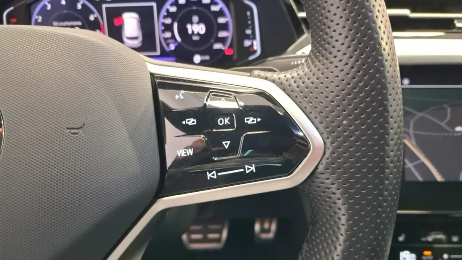 VOLKSWAGEN Arteon -