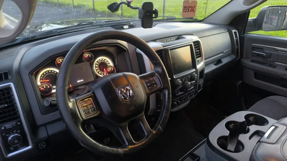 DODGE RAM -