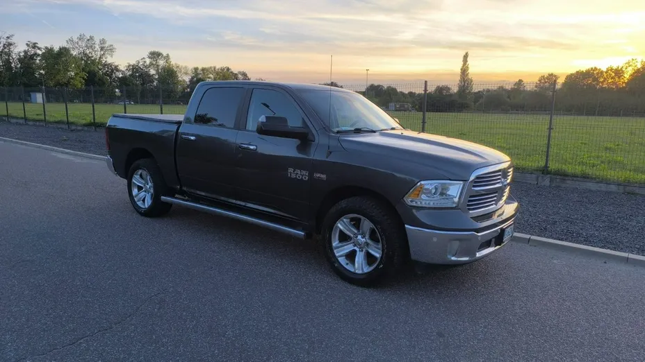 DODGE RAM -